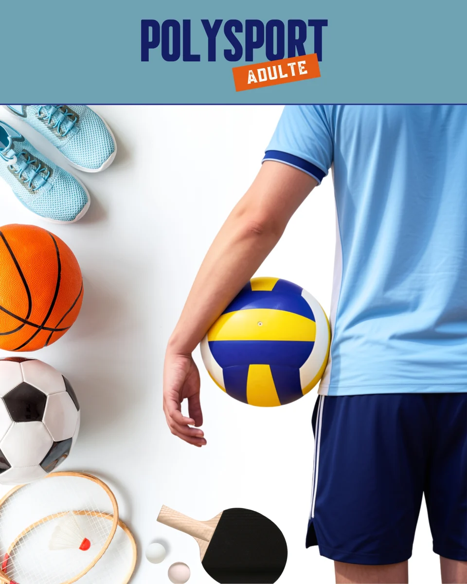 Illustration du polysport adulte avec un participant tenant un ballon de volleyball, entouré de matériel pour différents sports.